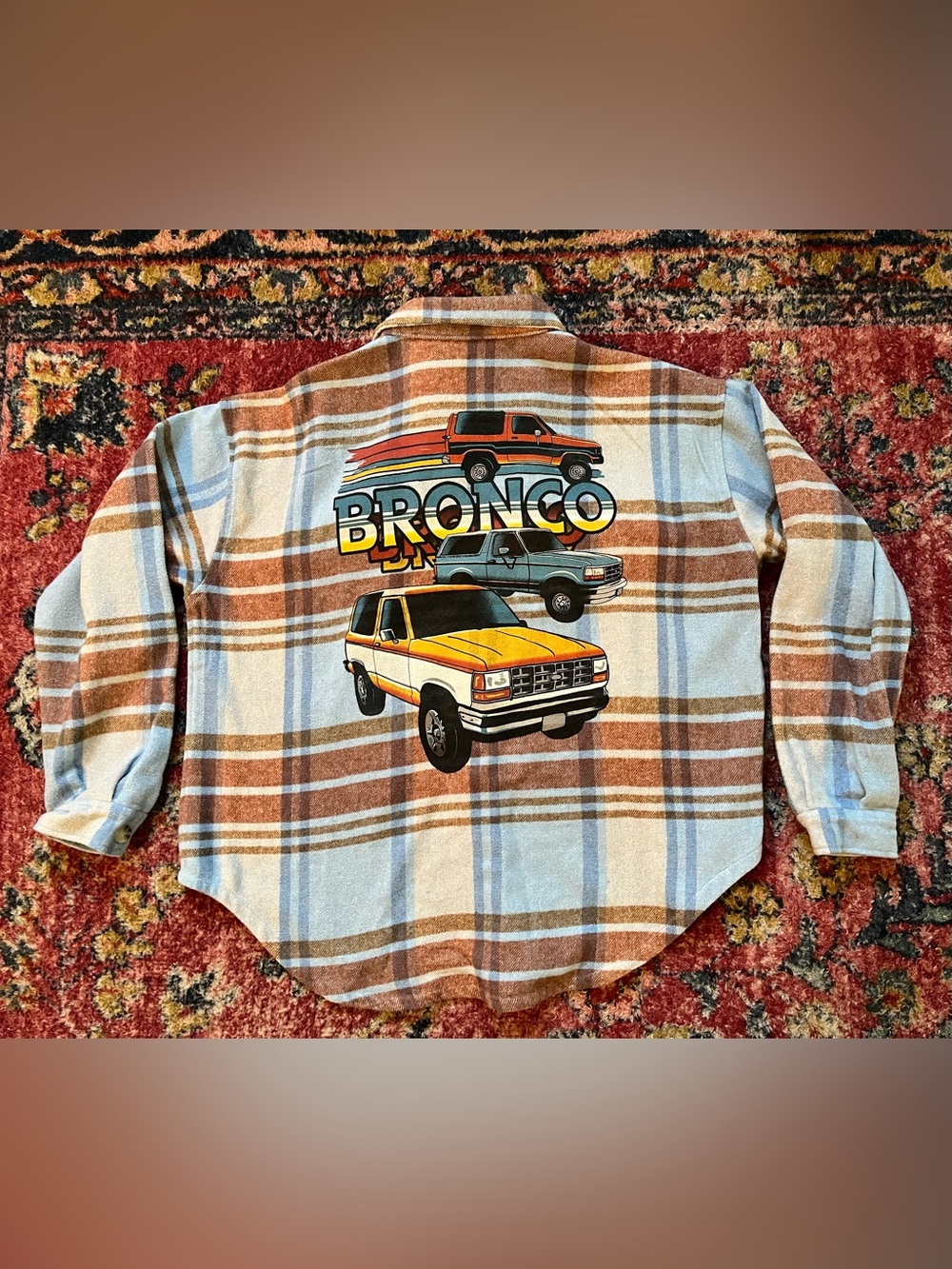Ford Women’s Plaid Bronco Button-Down Flannel Shirt size L